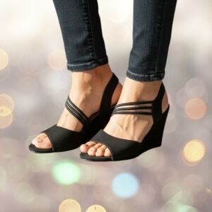 IMPO Vuri Black Wedge Heels Women’s Size 11W